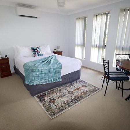 Blk Stays Guest House Deluxe Units Morayfield Luaran gambar