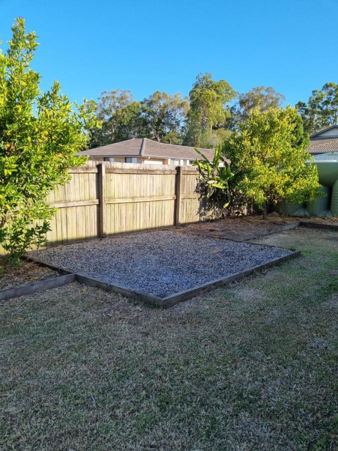 Blk Stays Guest House Deluxe Units Morayfield Luaran gambar
