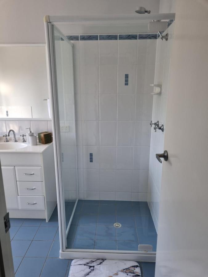 Blk Stays Guest House Deluxe Units Morayfield Luaran gambar