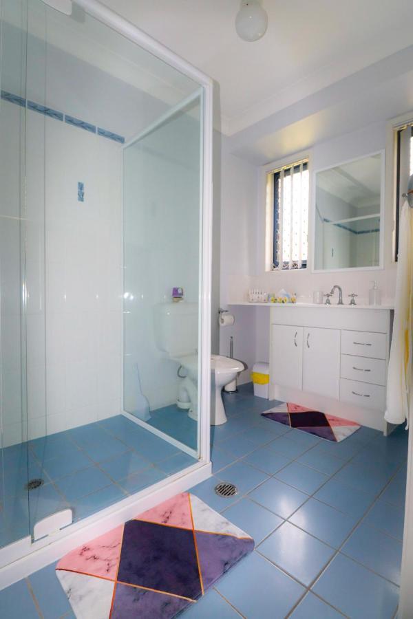 Blk Stays Guest House Deluxe Units Morayfield Luaran gambar